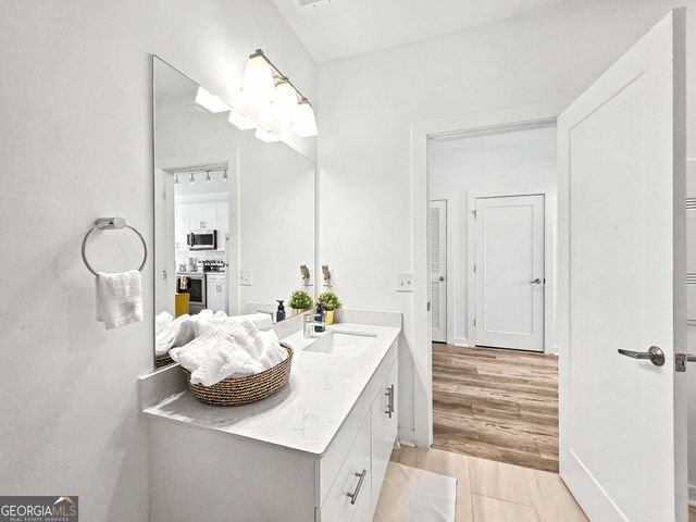 525 Parkway Drive NE 404, Atlanta, GA 30308