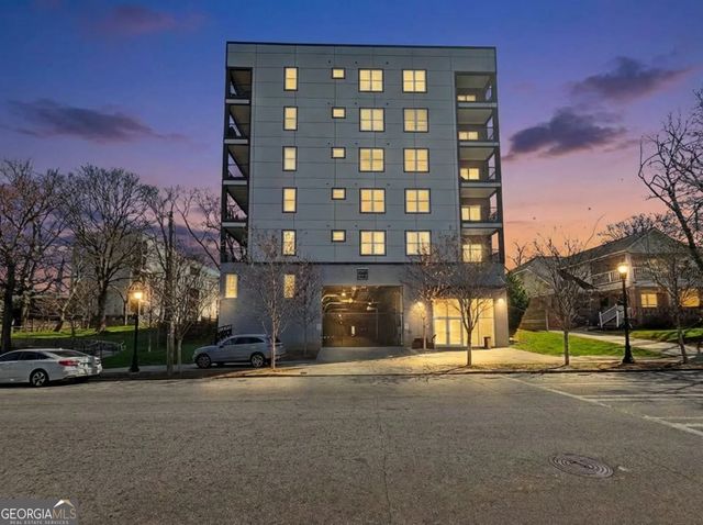 525 Parkway Drive NE 404, Atlanta, GA 30308