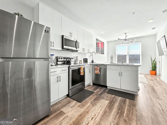 525 Parkway Drive NE 404, Atlanta, GA 30308