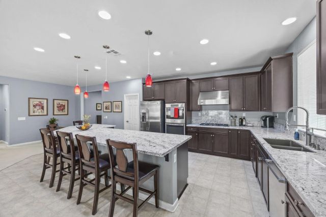 826 Genaro Drive, Perris, CA 92571