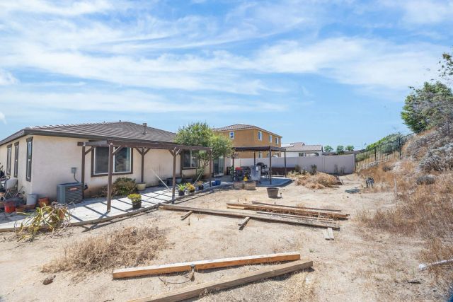 826 Genaro Drive, Perris, CA 92571