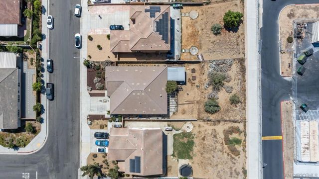 826 Genaro Drive, Perris, CA 92571
