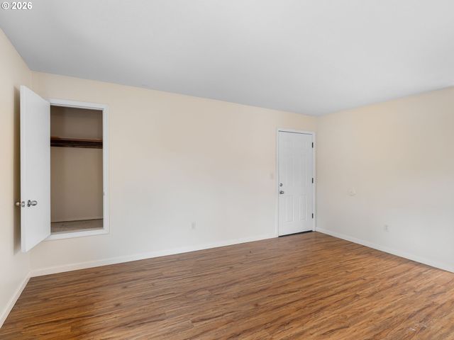 1626 Se ASH St, Portland, OR 97214