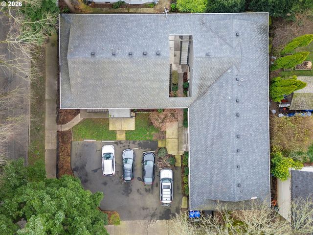 1626 Se ASH St, Portland, OR 97214