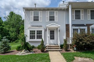 431 Gambocz Court, South Brunswick, NJ 08852