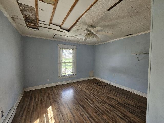 E 314 HAWTHORNE ST, Covington, VA 24426