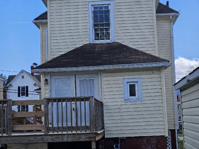 E 314 HAWTHORNE ST, Covington, VA 24426