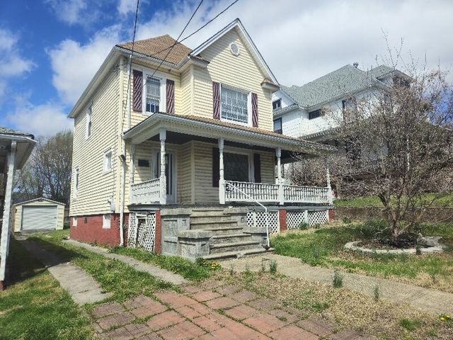 E 314 HAWTHORNE ST, Covington, VA 24426