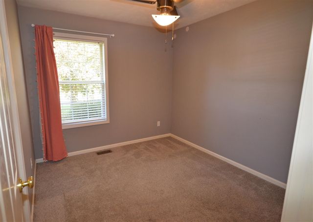 3015 Mandarin Grove Lane, Kalamazoo, MI 49004
