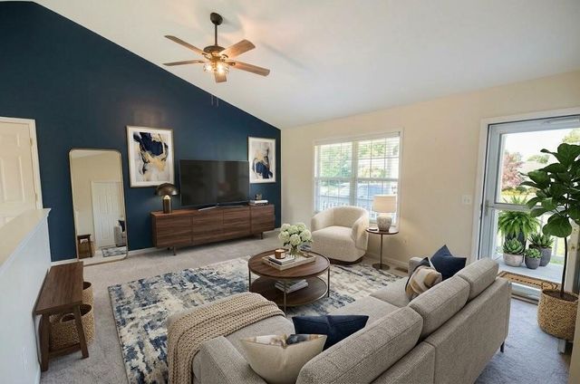 3015 Mandarin Grove Lane, Kalamazoo, MI 49004
