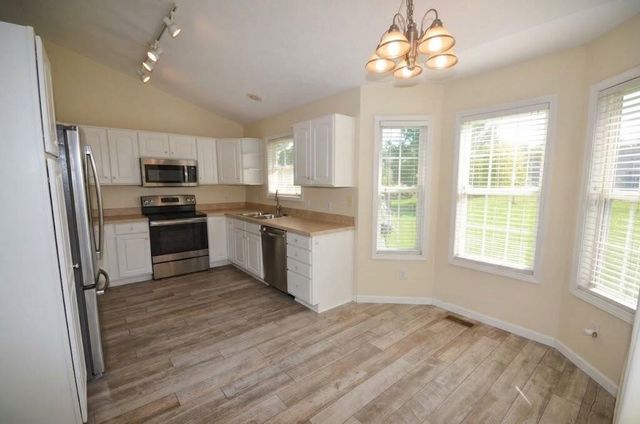 3015 Mandarin Grove Lane, Kalamazoo, MI 49004