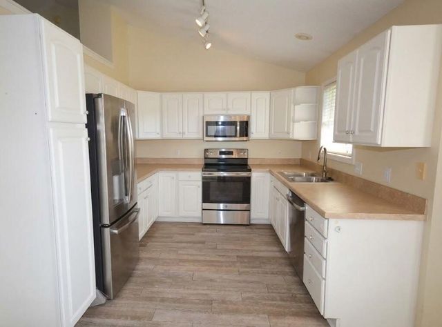 3015 Mandarin Grove Lane, Kalamazoo, MI 49004