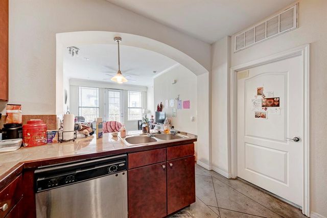 2505 San Gabriel ST 509, Austin, TX 78705