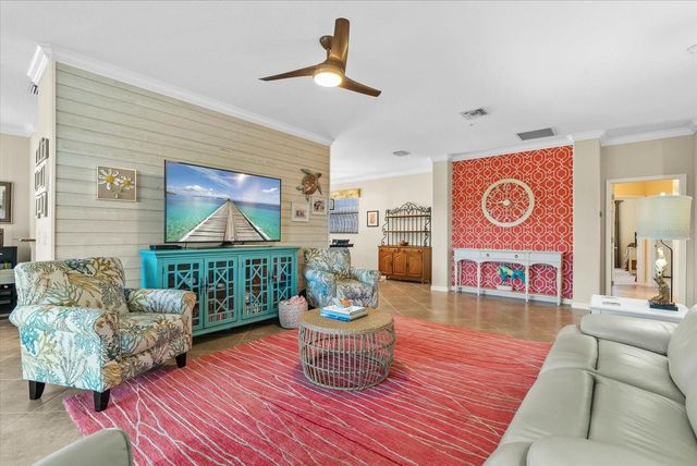 20080 RAGAZZA CIRCLE 202, Venice, FL 34293