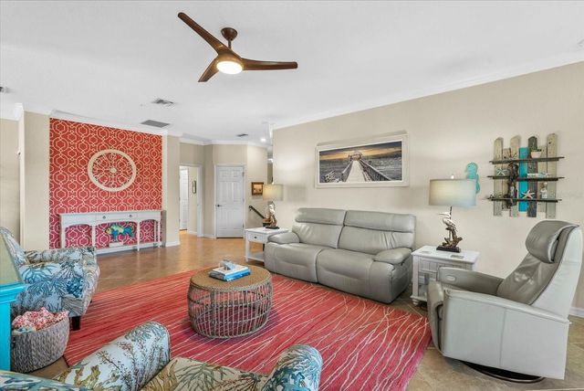 20080 RAGAZZA CIRCLE 202, Venice, FL 34293