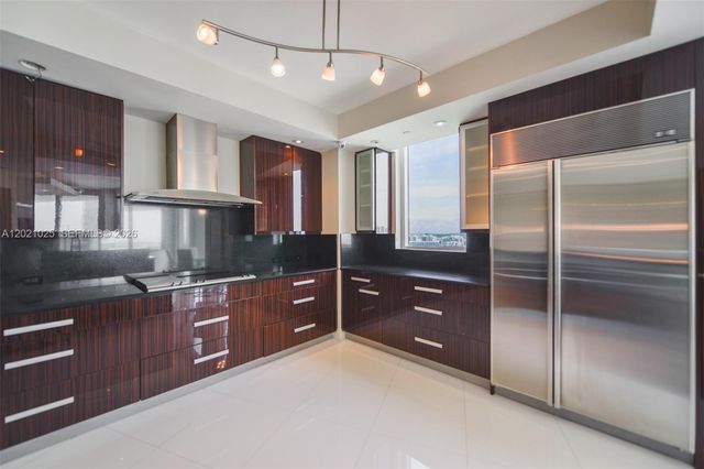 6000 Island Blvd 1801, Aventura, FL 33160