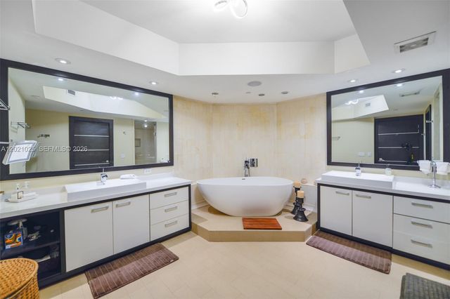6000 Island Blvd 1801, Aventura, FL 33160