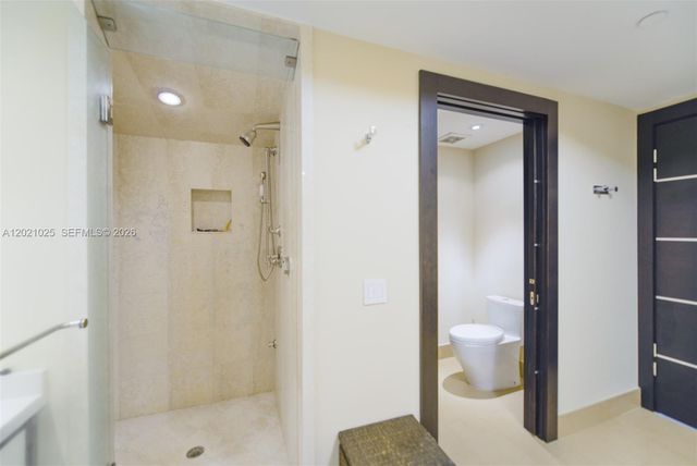 6000 Island Blvd 1801, Aventura, FL 33160