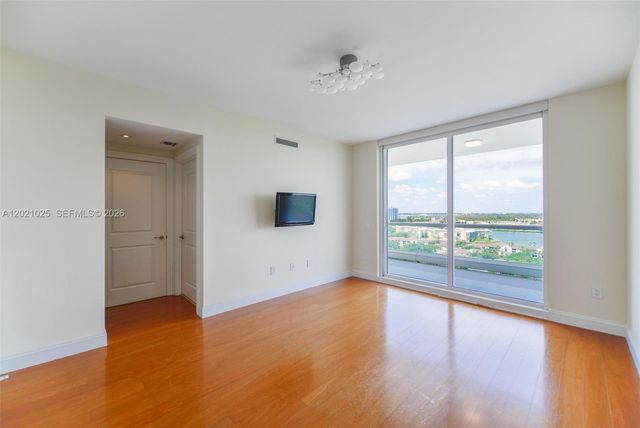 6000 Island Blvd 1801, Aventura, FL 33160