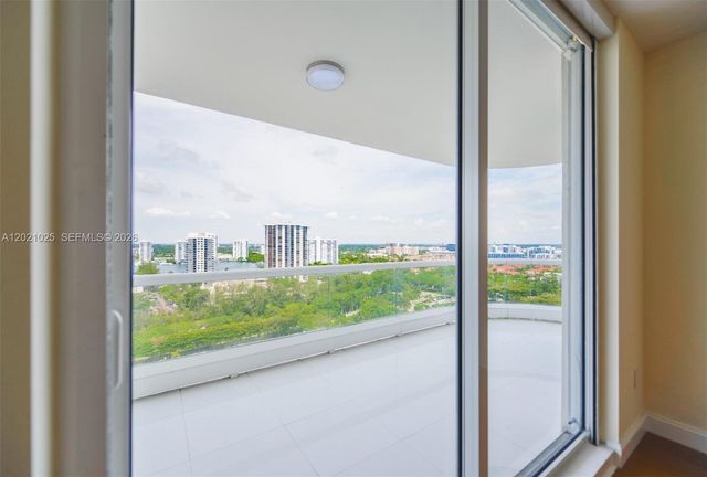 6000 Island Blvd 1801, Aventura, FL 33160