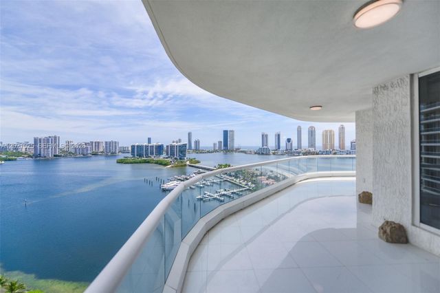 6000 Island Blvd 1801, Aventura, FL 33160