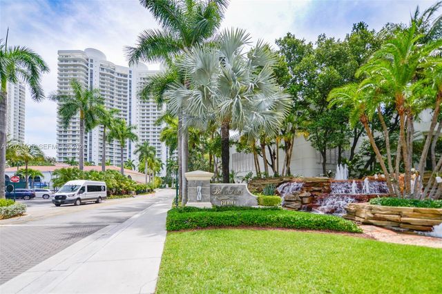 6000 Island Blvd 1801, Aventura, FL 33160