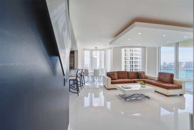 6000 Island Blvd 1801, Aventura, FL 33160