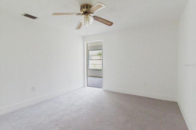 4235 STRATFORD DRIVE NA, New Port Richey, FL 34652