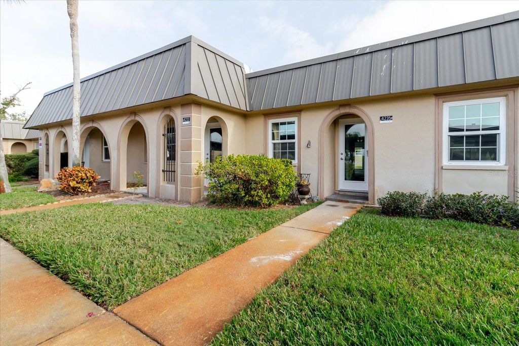 4235 STRATFORD DRIVE NA, New Port Richey, FL 34652