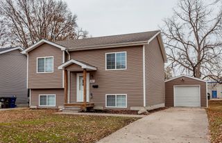 1821 E 25th Street, Des Moines, IA 50317
