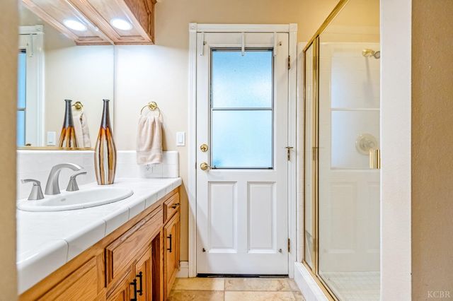 31767 Road 166, Visalia, CA 93292