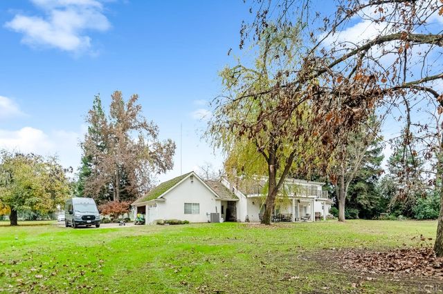 31767 Road 166, Visalia, CA 93292