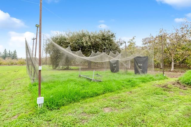 31767 Road 166, Visalia, CA 93292