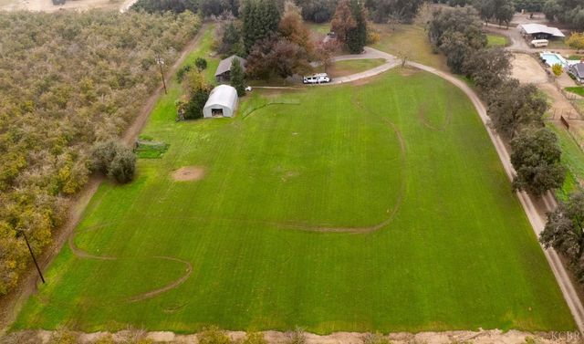 31767 Road 166, Visalia, CA 93292