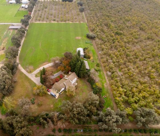 31767 Road 166, Visalia, CA 93292