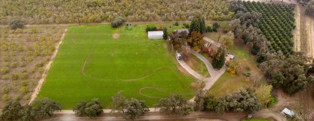 31767 Road 166, Visalia, CA 93292