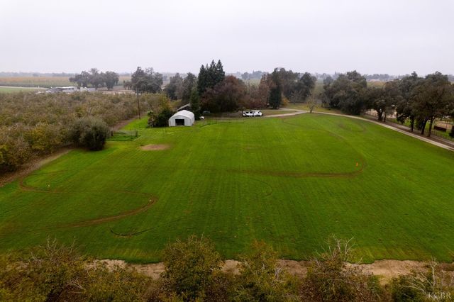 31767 Road 166, Visalia, CA 93292