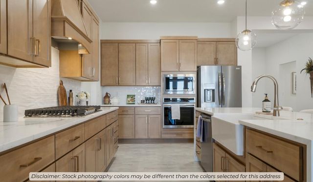 5223 S Morgan Avenue, Battlefield, MO 65619