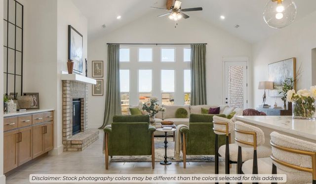 5223 S Morgan Avenue, Battlefield, MO 65619