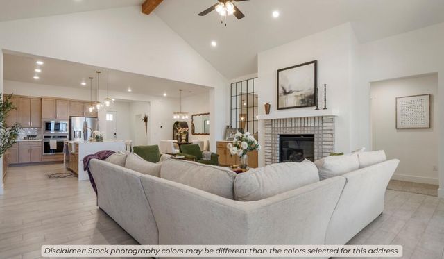 5223 S Morgan Avenue, Battlefield, MO 65619