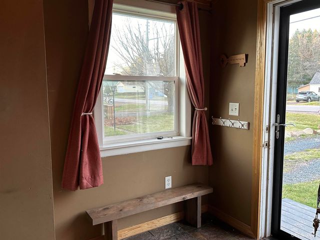 5281 E Sunset Road, Ironwood, MI 49938