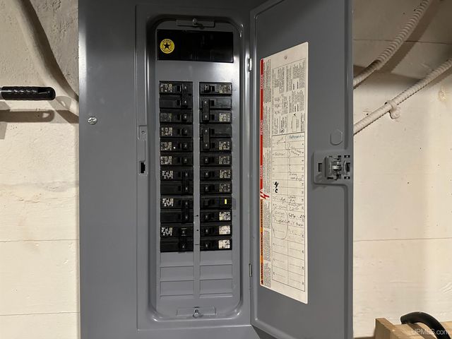 5281 E Sunset Road, Ironwood, MI 49938