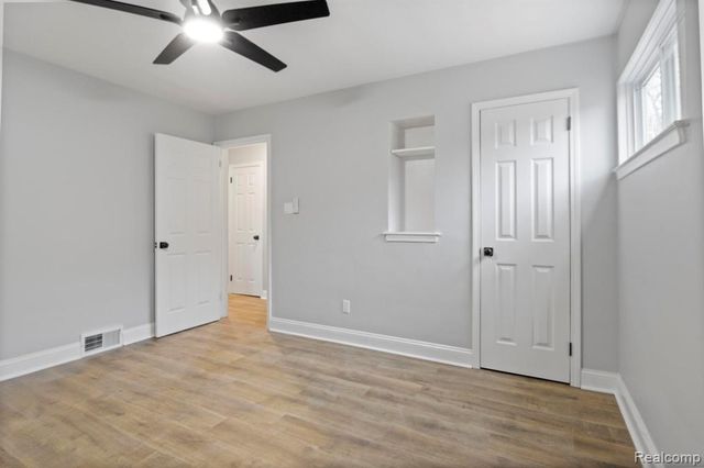 31304 Florence Street, Garden City, MI 48135