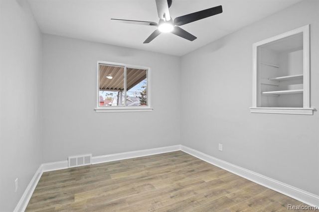 31304 Florence Street, Garden City, MI 48135