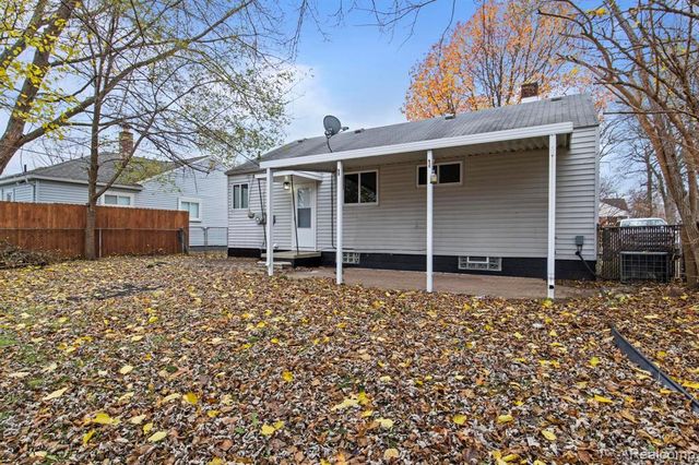 31304 Florence Street, Garden City, MI 48135