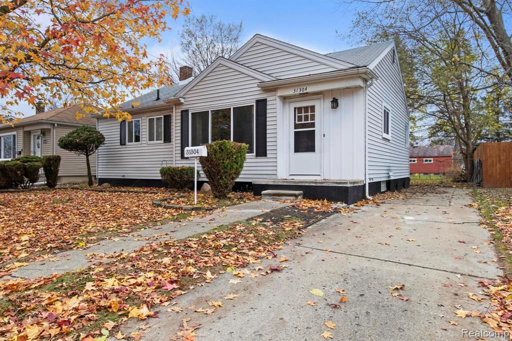 31304 Florence Street, Garden City, MI 48135