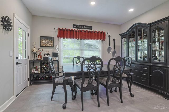 304 Quail Run, Middletown, OH 45042
