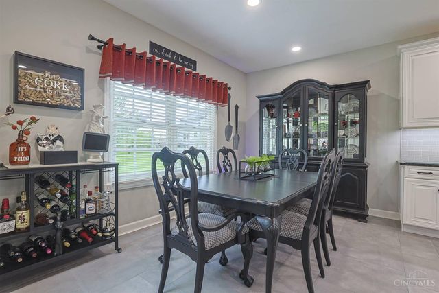 304 Quail Run, Middletown, OH 45042