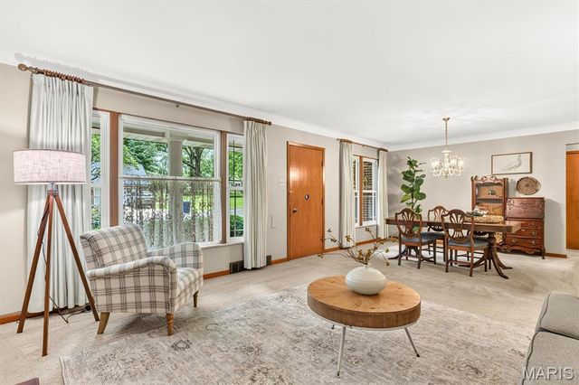 1365 Saint Joseph Street, Florissant, MO 63033