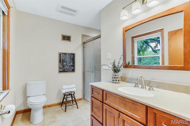 1365 Saint Joseph Street, Florissant, MO 63033